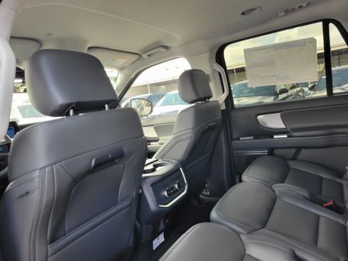 New 2026 Ford Expedition Max Active image 10