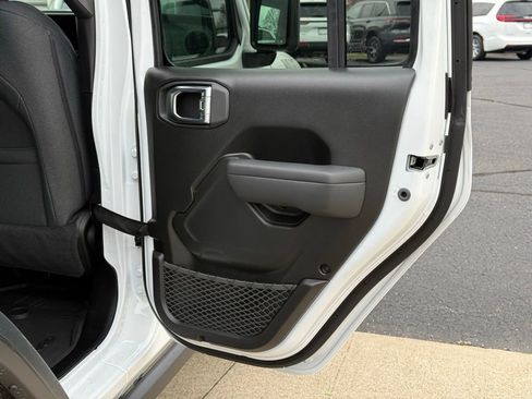 New 2026 Jeep Wrangler Willys AWD/4WD image 22