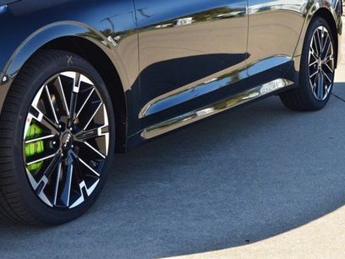 New 2026 Kia K5 GT image 10