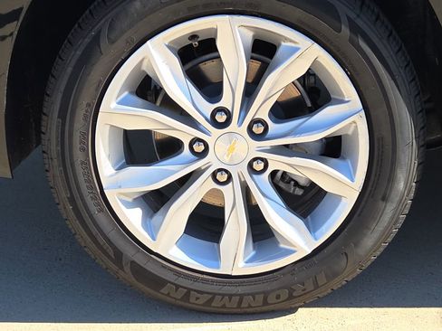 Used 2024 Chevrolet Malibu LT FWD image 9