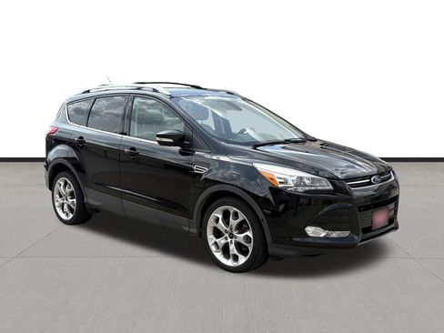 Used 2014 Ford Escape Titanium w/ Equipment Group 401A FWD image 3