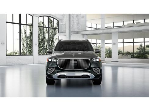 Used 2024 Mercedes-Benz Maybach GLS 600 4MATIC image 7
