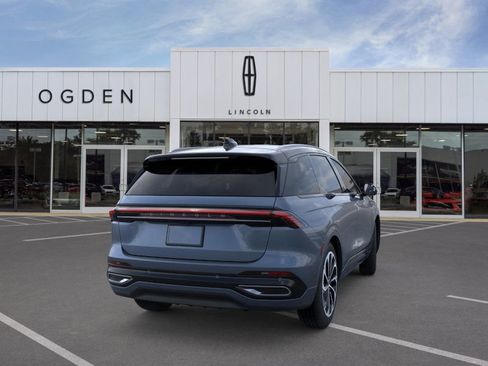 New 2026 Lincoln Nautilus Reserve image 8