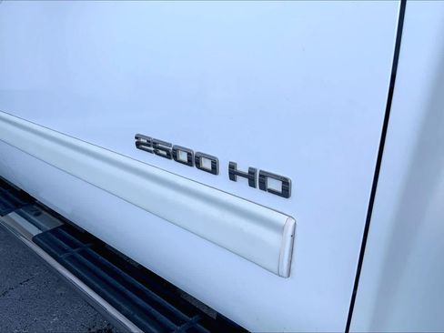 Used 2013 Chevrolet Silverado 2500 LTZ w/ LTZ Plus Package AWD/4WD image 9
