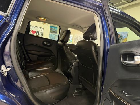 Used 2021 Jeep Compass Latitude AWD/4WD image 36