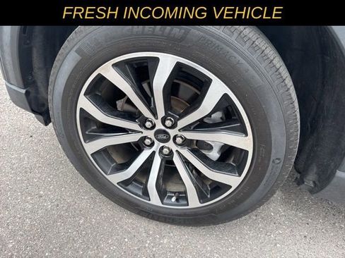 Used 2023 Ford Explorer ST image 10