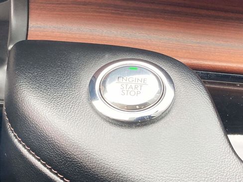 Used 2021 Lincoln Aviator Reserve w/ Equipment Group 210A image 29