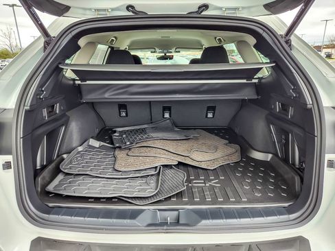 Certified 2025 Subaru Outback Premium w/ Popular Package #1A image 17