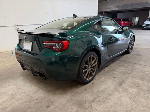 Used 2020 Toyota 86 image 5