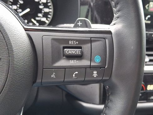 Certified 2023 Nissan Pathfinder SL w/ Black Appearance Package AWD/4WD image 26