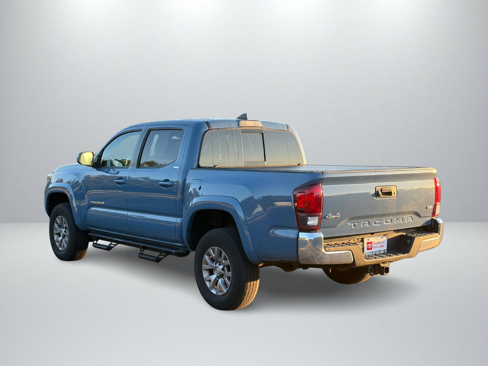 Used 2019 Toyota Tacoma SR5 AWD/4WD image 3