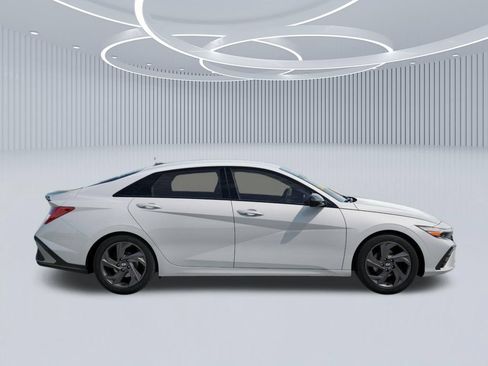 New 2026 Hyundai Elantra Sport FWD image 7