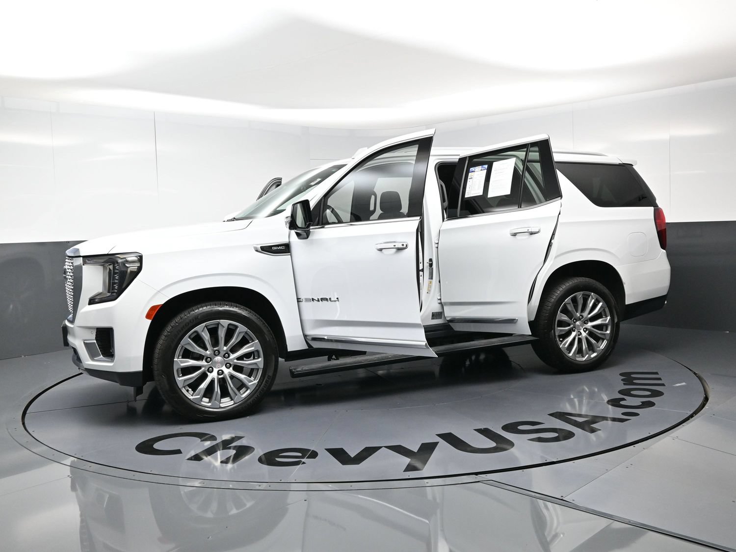 Used 2022 GMC Yukon Denali AWD/4WD image 22