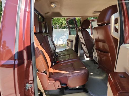 Used 2012 Ford F250 King Ranch w/ FX4 Off Road Pkg image 32