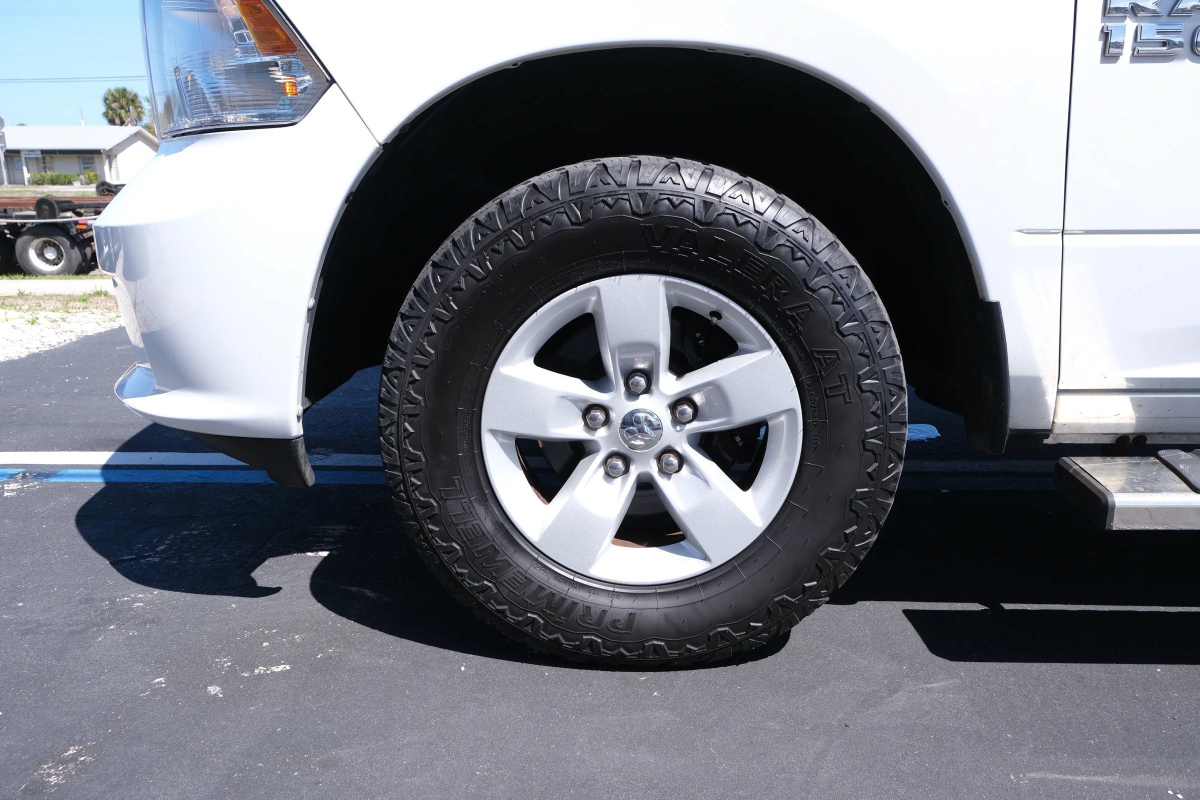 Used 2017 RAM 1500 Express AWD/4WD image 16