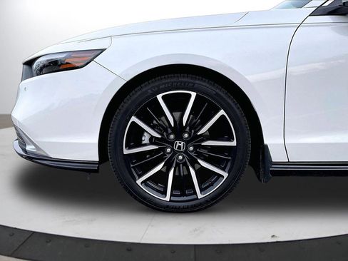Used 2023 Honda Accord Touring image 33