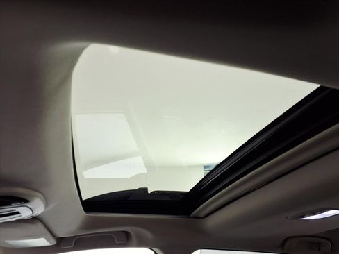 Certified 2025 Subaru Outback Limited image 16