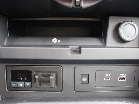 Certified 2024 Nissan Armada SL w/ Midnight Edition Package image 23