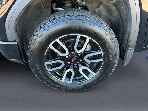 Used 2021 GMC Sierra 1500 AT4 AWD/4WD image 9