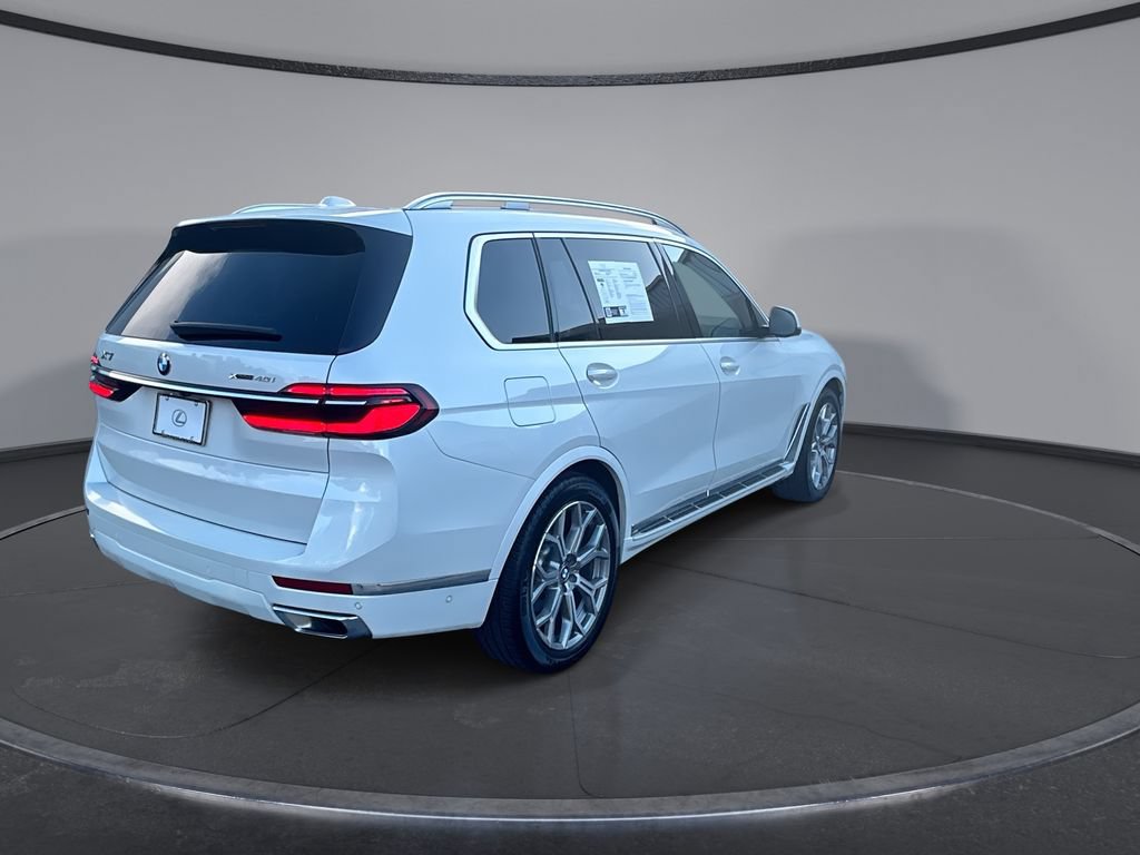 Used 2026 BMW X7 xDrive40i AWD/4WD image 11