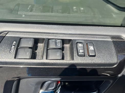 Used 2023 Toyota 4Runner TRD Off-Road Premium w/ Off Road Premium Plus Package AWD/4WD image 8