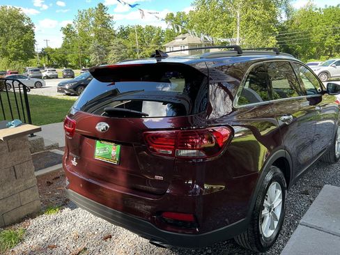 Used 2019 Kia Sorento AWD w/ LX Convenience Package image 5
