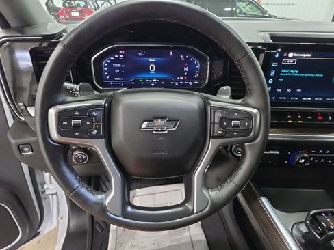 Used 2025 Chevrolet Silverado 1500 RST AWD/4WD image 18
