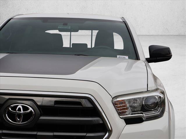 Used 2017 Toyota Tacoma Limited w/ Tow Package AWD/4WD image 2