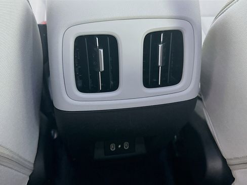 Used 2025 Hyundai Tucson SEL FWD image 27