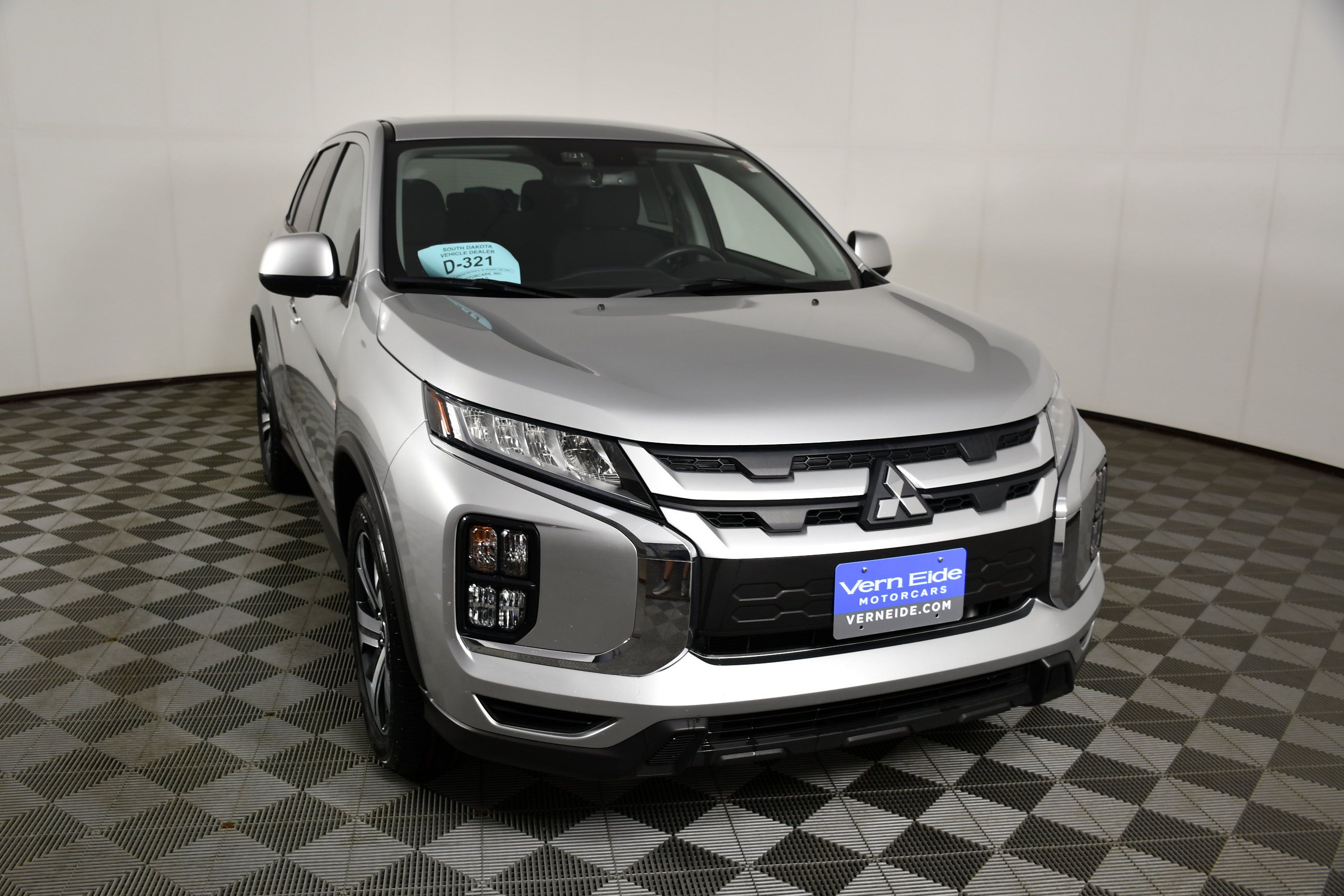 Used 2024 Mitsubishi Outlander Sport ES AWD/4WD image 3