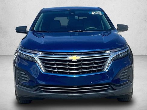 Used 2023 Chevrolet Equinox LS FWD image 3