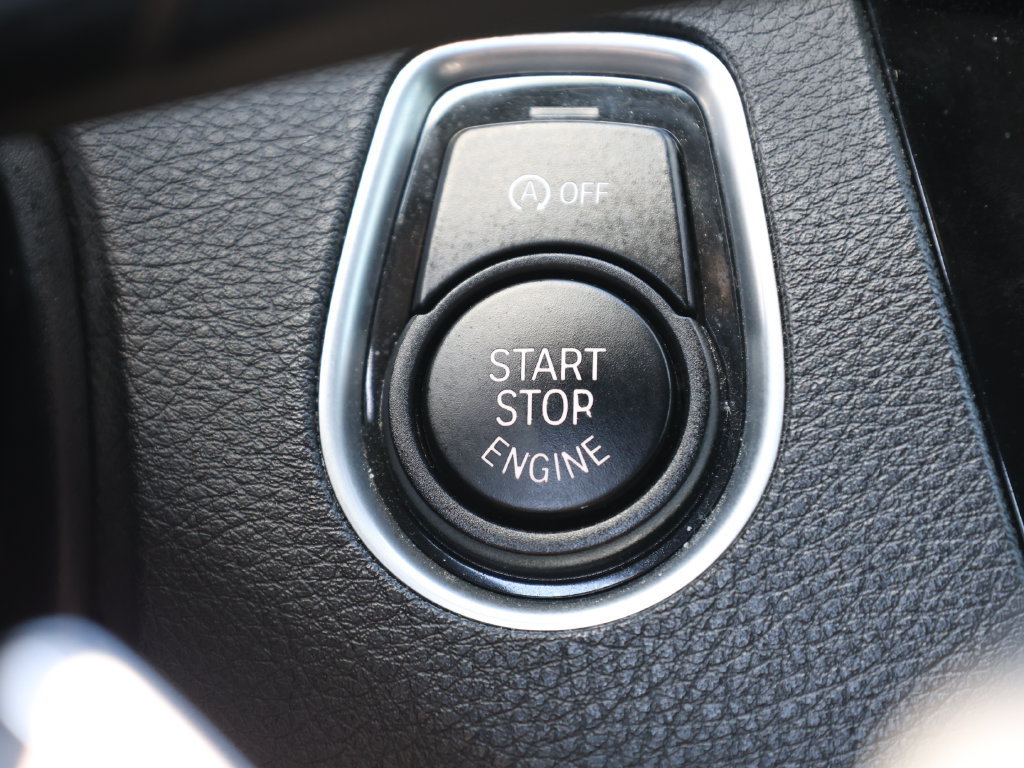 Used 2019 BMW 230i Coupe w/ M Sport Package RWD image 27