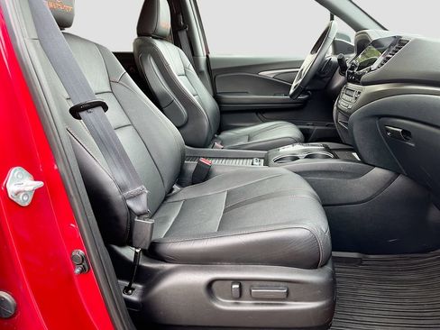 Used 2023 Honda Passport TrailSport image 27