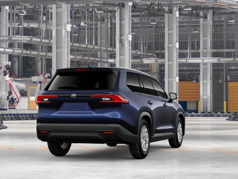 New 2026 Toyota Grand Highlander XLE FWD image 11