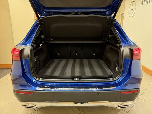Certified 2025 Mercedes-Benz GLA 250 image 21