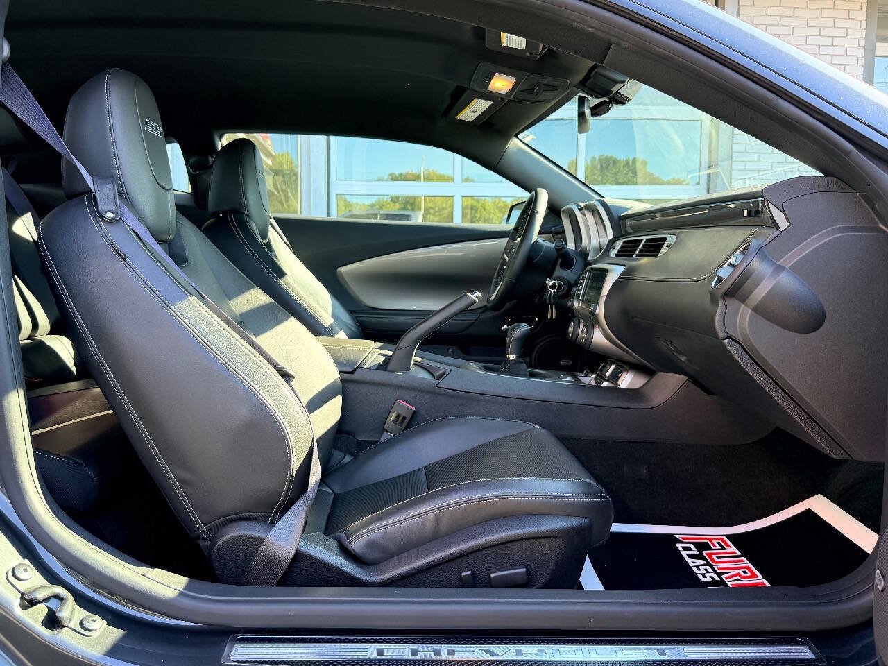 Used 2015 Chevrolet Camaro SS w/ SS Performance Package RWD image 36