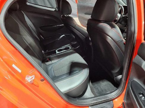 Used 2019 Hyundai Veloster 2.0 Premium FWD image 10
