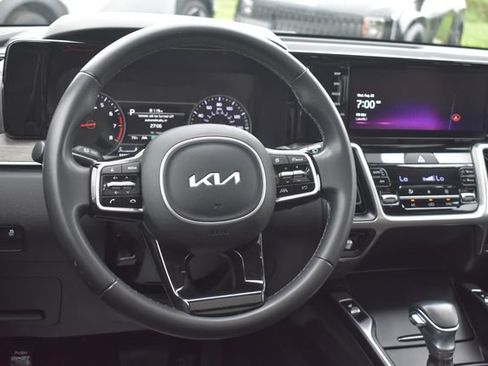 Used 2023 Kia Sorento S w/ Panoramic Sunroof Package AWD/4WD image 22