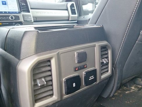 Used 2022 Ford F350 Lariat w/ Black Appearance Package image 16