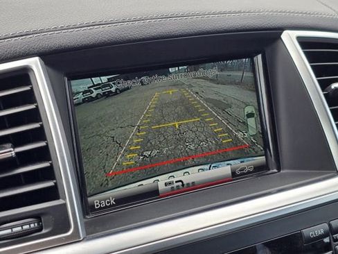 Used 2013 Mercedes-Benz GL 450 4MATIC image 28