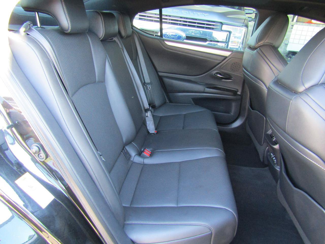 Used 2019 Lexus ES 350 F Sport w/ Accessory Package 2 FWD image 13