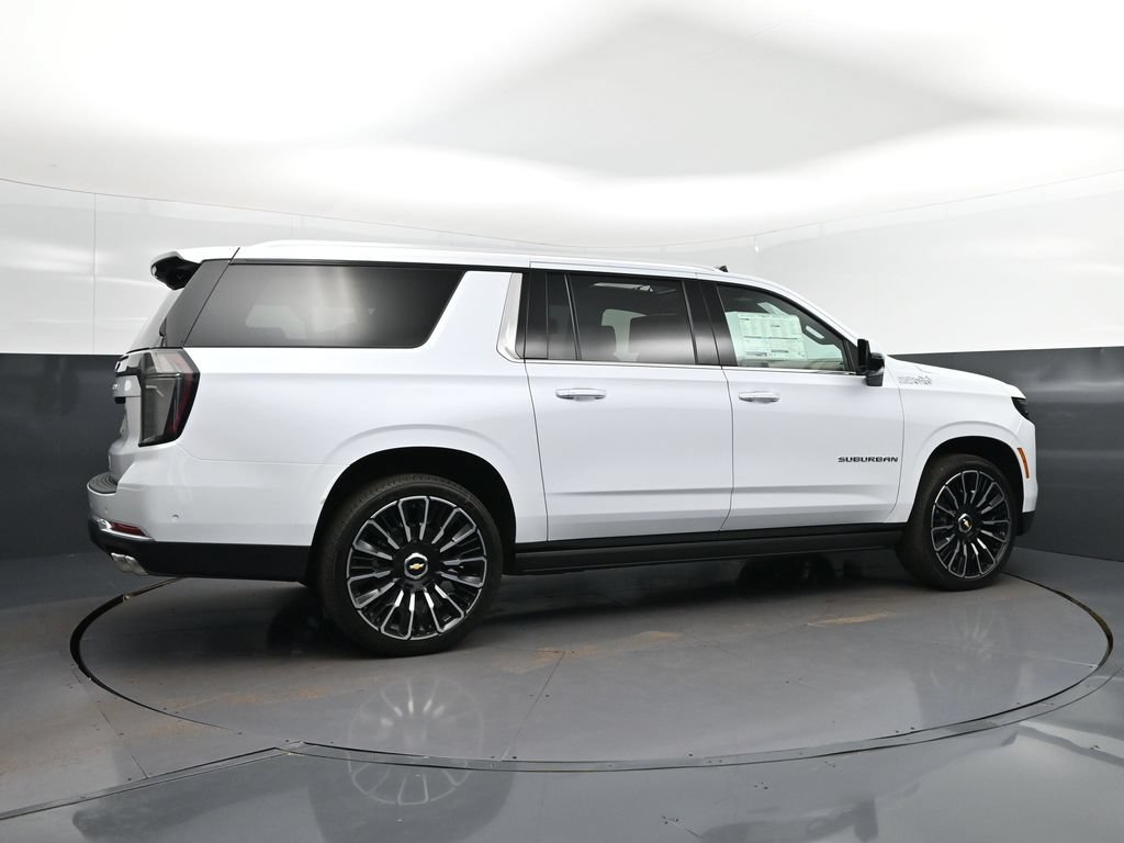 New 2026 Chevrolet Suburban High Country AWD/4WD image 8