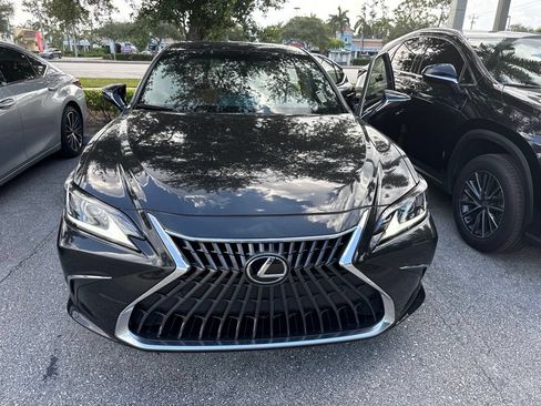 Used 2025 Lexus ES 350 w/ Premium Package FWD image 19