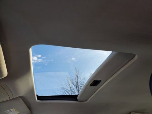 Used 2009 Chrysler 300 Touring image 6