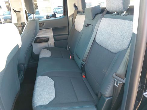 Used 2025 Ford Maverick XLT w/ Equipment Group 302A image 16