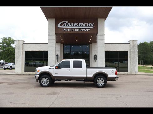 Used 2015 Ford F250 Lariat w/ Lariat Ultimate Package AWD/4WD image 1