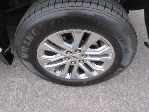Used 2024 Ford F150 XLT w/ Equipment Group 303A High RWD image 11