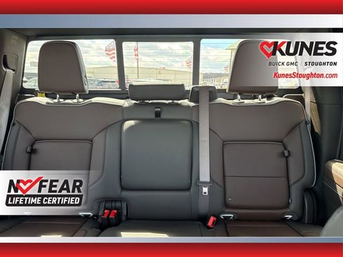 New 2026 GMC Sierra 2500 Denali w/ Denali Reserve Package AWD/4WD image 37