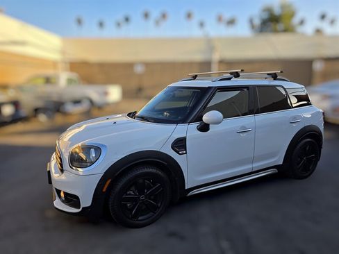 Used 2018 MINI Cooper Countryman FWD image 4