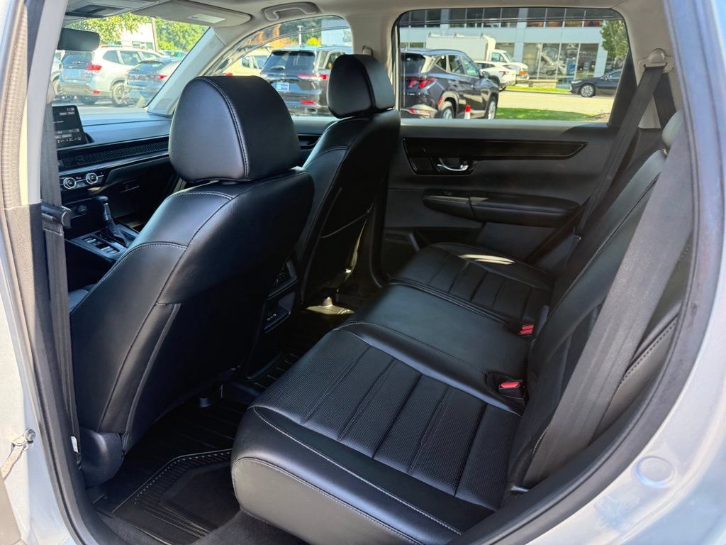 Used 2025 Honda CR-V EX-L image 16